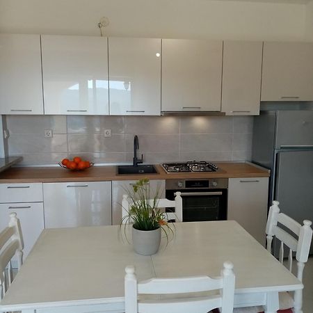 Apartments Sea And Sun Rabac Bagian luar foto