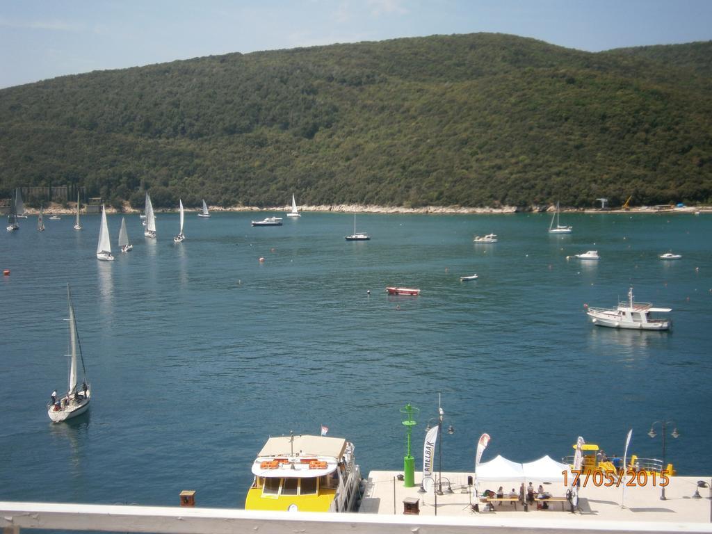 Apartments Sea And Sun Rabac Bagian luar foto