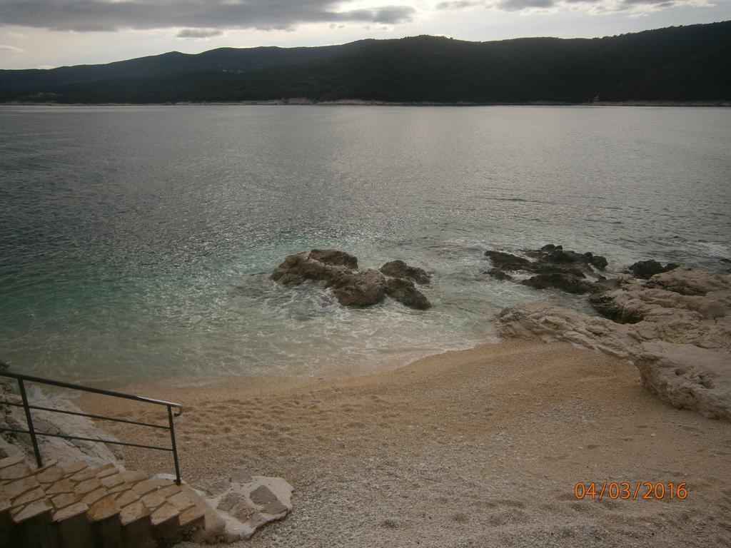 Apartments Sea And Sun Rabac Bagian luar foto