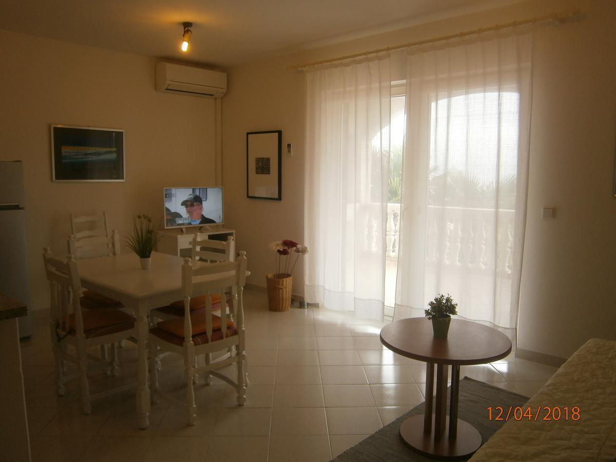 Apartments Sea And Sun Rabac Bagian luar foto
