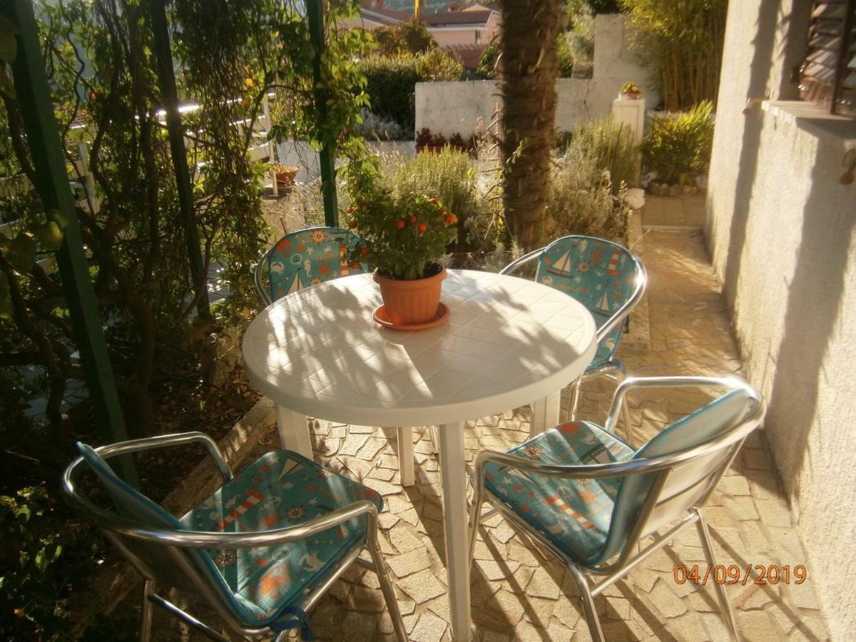 Apartments Sea And Sun Rabac Bagian luar foto